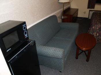 Budget Inn Of Tazewell County Pounding Mill Buitenkant foto